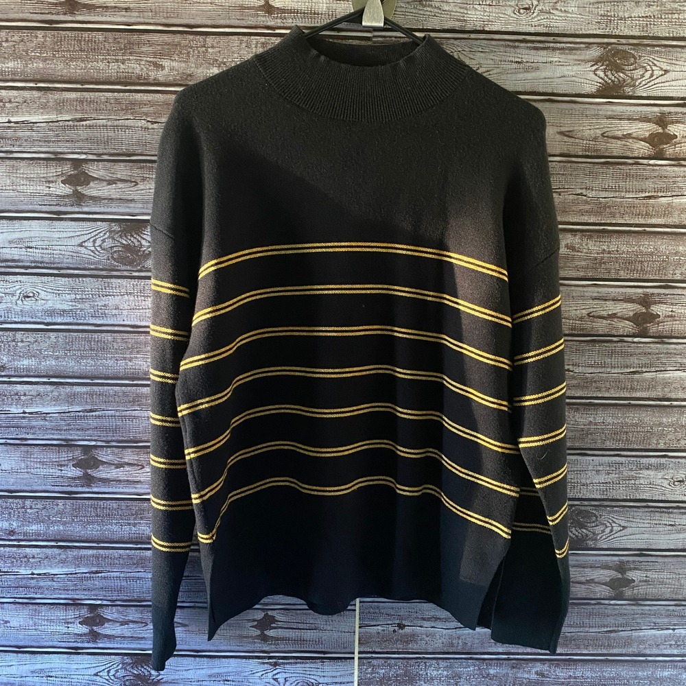 Cynthia Rowley Women's Long-Sleeved Sweater Sz M Black Glittery-Gold Stripe NWT